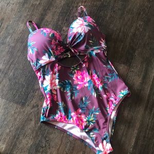 Shade & shore Swimwear